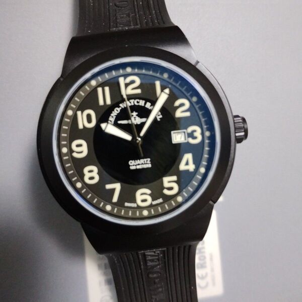 チタン製 ゼノウォッチ swiss made