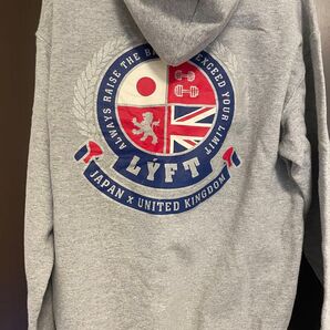 LYFT パーカー サイズS
