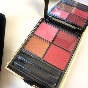 【新品未使用】GUERLAIN オンブルジェ888 ルギャルドゥモア