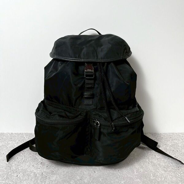 《美品》PRADA プラダ リュック バックパック 三角ロゴ ナイロン サフィアーノレザー 黒