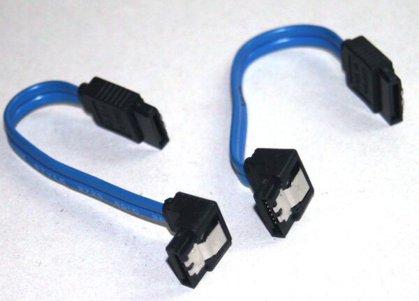短い SATA ケーブル ラッチ付 2本 約10cm