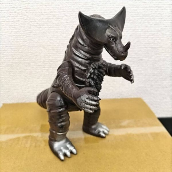 2025年最新】Yahoo!オークション -ゴモラ ソフビ 1983の中古品 2025年最新】Yahoo!オークション -ゴモラ ソフビ 1983の中古品