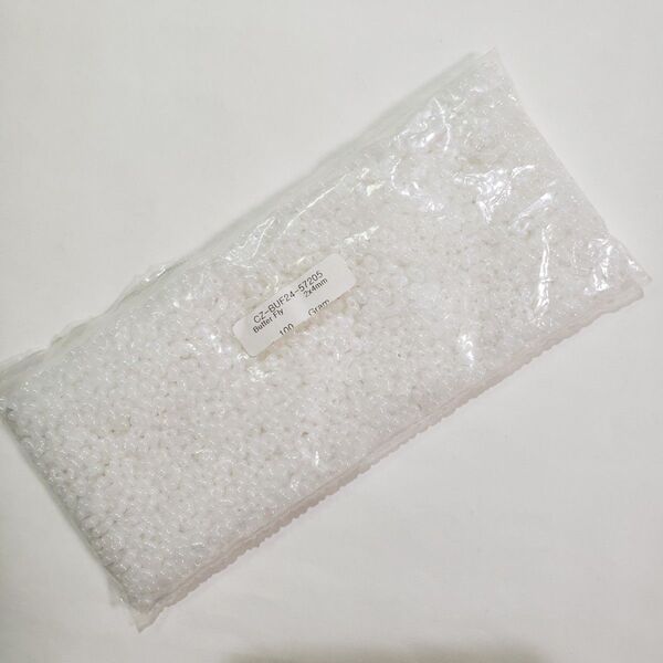 チェコビーズ ファルファーレ 小 2×4mm 100g (57205)