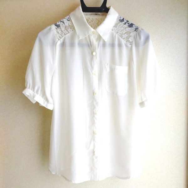 【超美品】半袖ブラウス 白色 レース