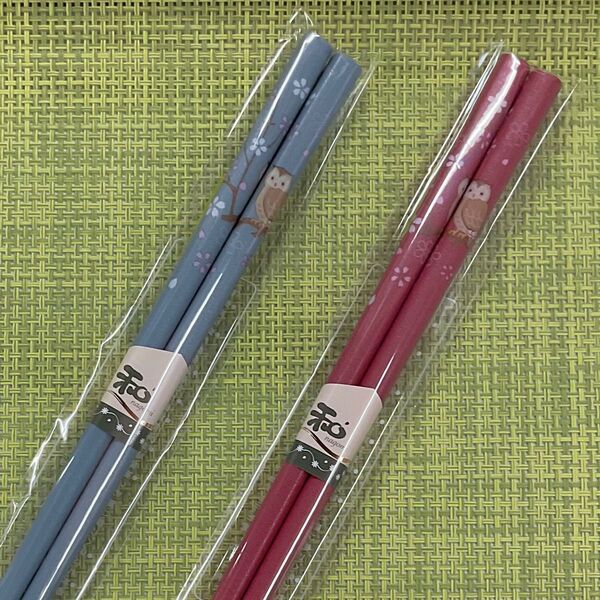 【新品】お箸セット【ふくろう 水色・赤】おそろいペアセット 夫婦箸 天然木 日本製