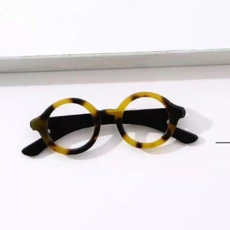 鼈甲眼鏡のブローチ めがね アクリル ギフト メガネ 新品 アクセサリー