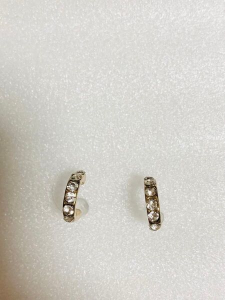 ピアス アクセサリー