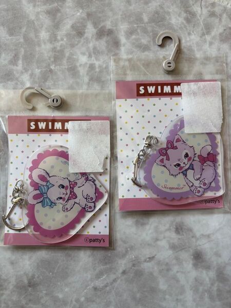 【新品】SWIMMER スイマー アクリルキーホルダー アベイル
