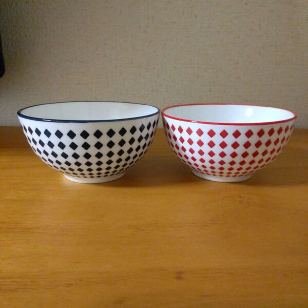 茶碗 ドット柄 ペア 2個セット 赤×黒 おしゃれ 食器