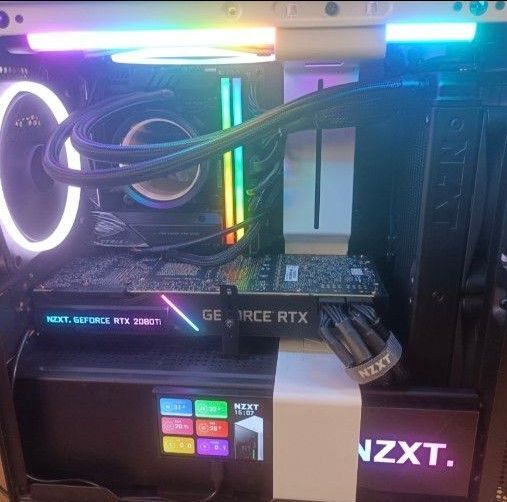 NZXT製ミニタワーゲーミングPC