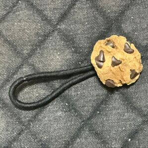 Q-pot. チョコレートチップクッキー ヘアゴム 中古 ゆうパケットポストmini込