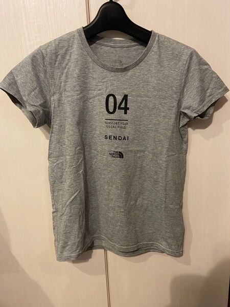 ノースフェイス 半袖Tシャツ グレー
