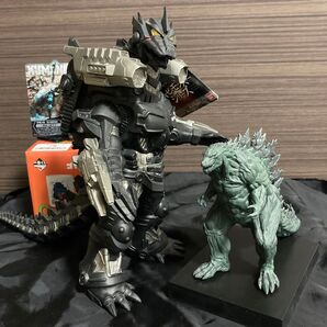 メカゴジラとゴジラ フィギュアセット アクリルスタンドマグカップデストロイア クモンガカマキラス機龍