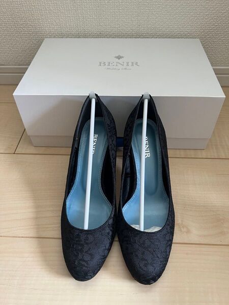 B13美品 ベニル Benir ウエディングシューズ ブライダルシューズ 23.5cm パンプス ヒール 結婚式 ハイヒール 靴