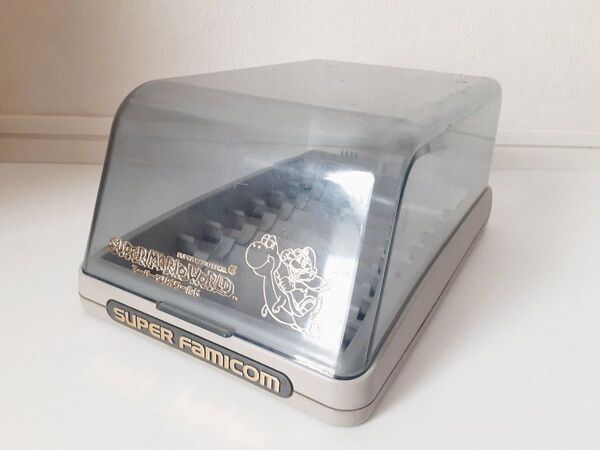 【当時物】 任天堂 レトロ 《 SFC スーパーファミコン ソフト カセット用 クリアケース 》 カセット8本収納可