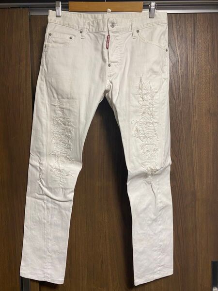 Dsquared2 ディースクエアード Sexy Twist Jean