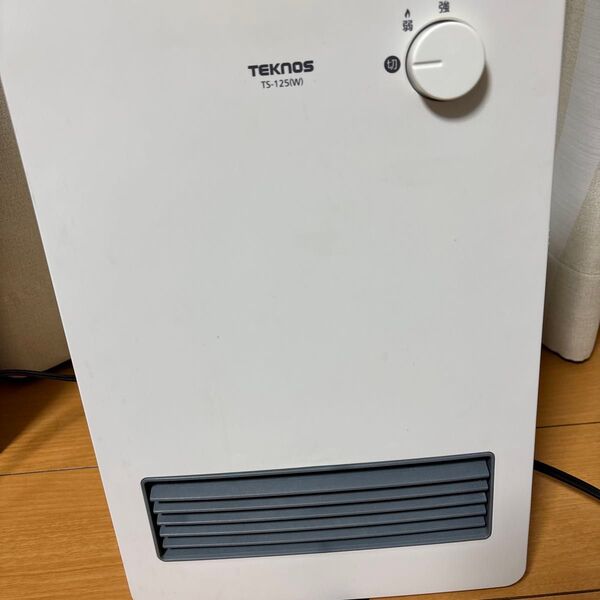 TEKNOS セラミックファンヒーター TS-125 (W) ホワイト 未使用