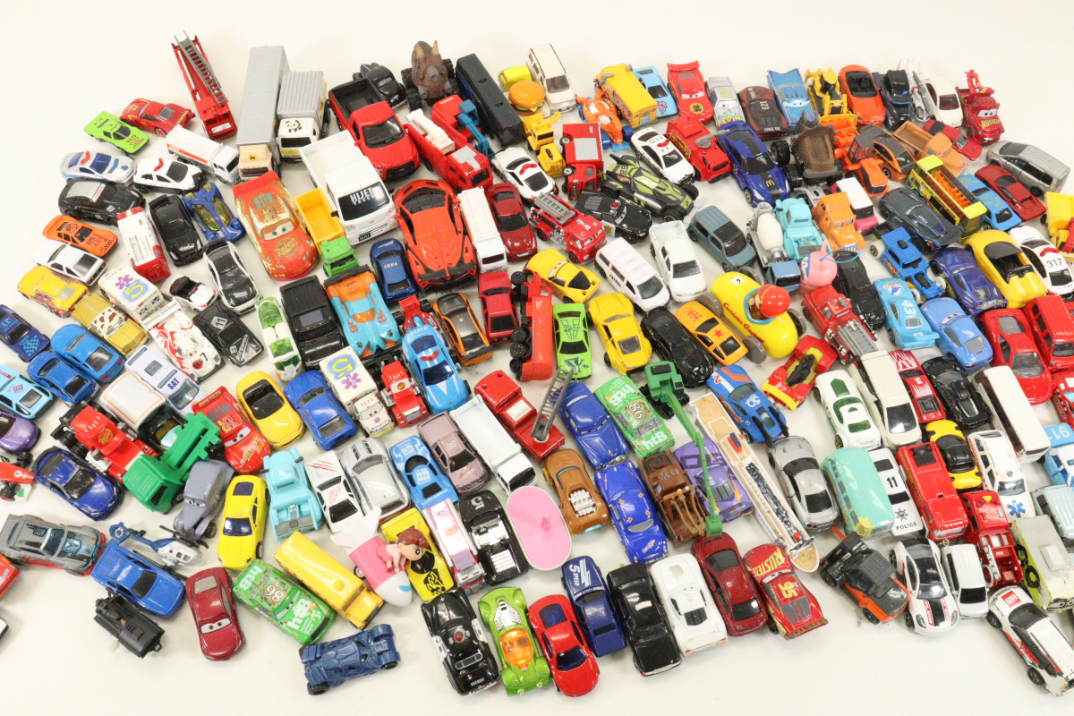 Yahoo!オークション -「カーズミニカー」(乗用車) (その他)の