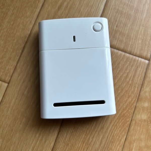 AAバッテリー充電器