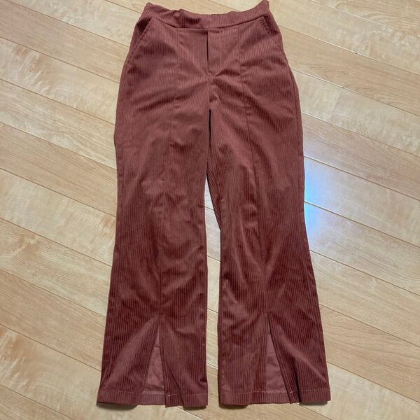 裾スリット入りセンターシムパンツ☆Mサイズ☆ストレッチパンツ☆ゴムウエスト☆ベロア☆即購入可☆送料込み