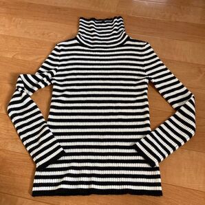 リブハイネックカットソー☆ボーダー☆140cm☆白×黒☆即購入可☆送料込み☆訳あり