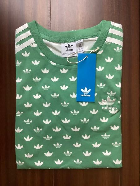 ☆新品 adidas Originals モノグラム 半袖Tシャツ