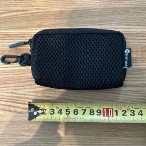 ゲームボーイmicro 簡易専用ミニポーチ ブラック 中身は本体に傷が付かないようにマイクロファイバーです