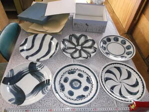 陶器製　お皿　６種　日本　食器　絵柄違い６点　ビスク　昭和レトロ　模様　絵皿 和食　日本料理　盛り皿　デザイン　送料着払い