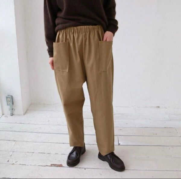 YARRA プレミアムピーチ起毛テーパードパンツ F カーキ ブラウン