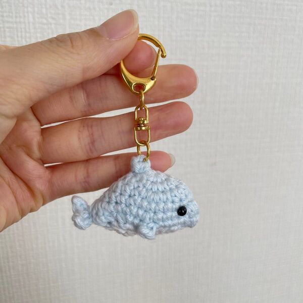 イルカのあみぐるみ キーホルダー ハンドメイド