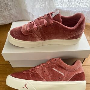 【新品、美品】NIKE JORDAN SERIES ES SE ピンクベルベット 25cm