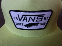 USA購入 人気アメカジ系ボーダーブランド VANS【バンズ】【CA NY】スケボーロゴ刺繍ワッペン付キャップ 薄いグリーン新品未使用_画像2