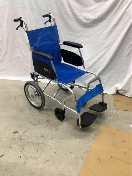 介助式車いす 軽7α 最軽量8、7kg 日進医療器 コンパクト ノーパンクタイヤ 高齢者 介護