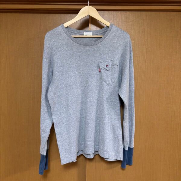 リーバイス 長袖Tシャツ Lサイズ グレー 古着 レッドタブ