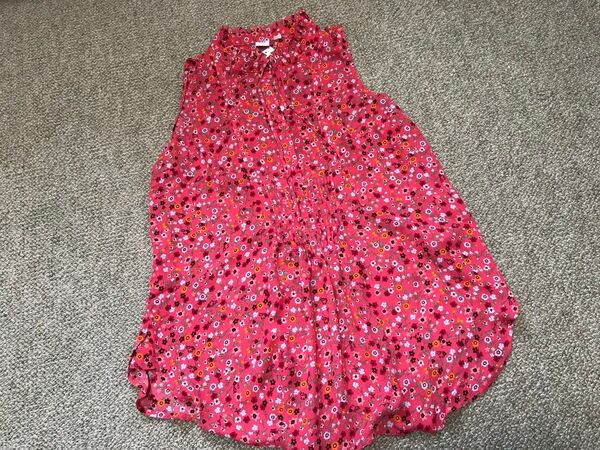 新品 タグ付き GAP レディース マタニティ ピンク ブラウス チュニック ノースリーブ 袖なし 花柄