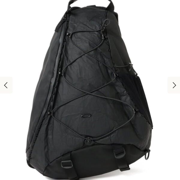 BLACK OAKLEY LATITUDE SLING PACK BAG