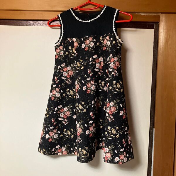 女の子花柄ノースリーブワンピース