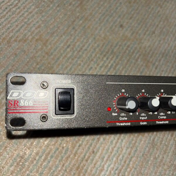 ステレオコンプレッサー DOD SR866