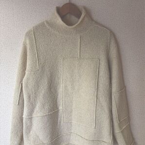 YOKE Cut & Patchwork Highneck Sweater