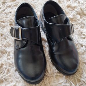 19cm フォーマル 黒 シューズ
