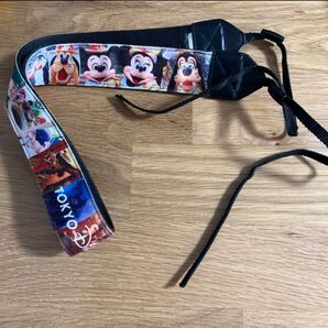ディズニー 30周年 カメラストラップ