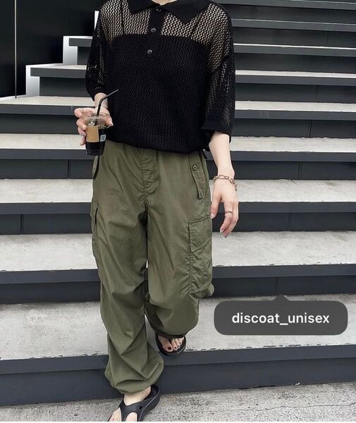 【極美品】最終お値下げです♪ Discoat ディスコート★ナイロンツイルワッシャーカーゴパンツ カーキ ユニセックス