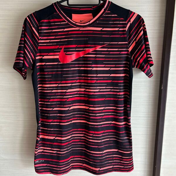 ⑤NIKE ナイキ DRI-FIT トレーニングウェア Tシャツ レッド 男の子 Mサイズ