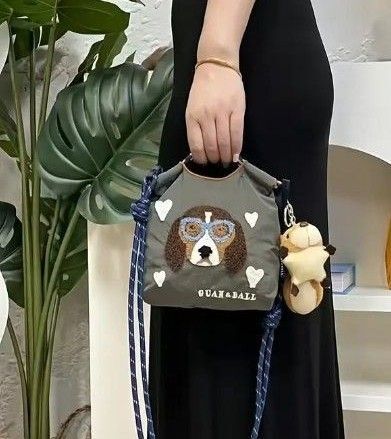ミニサイズ ナイロン お散歩バッグ ショルダーストラップ紐付き 新品未使用 ビーグル犬