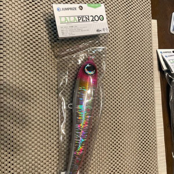 ジャンプライズ ララペン200 #04 ピンクイワシ