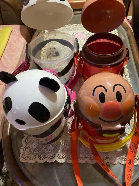 アドベンチャー.アンパンマンケース②空箱に女の子用お任せ詰め放題&他の雑貨の商品も入れます。送料込み!!