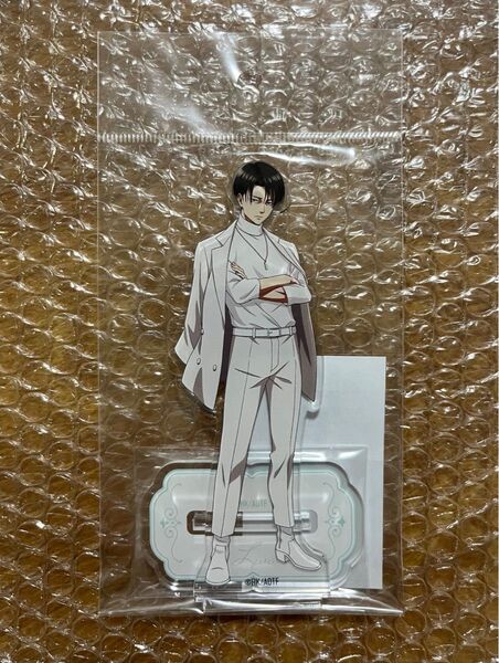 【新品未開封】進撃の巨人 リヴァイ ホワイトコーデ アクリルスタンド マルイ ザッキャラ