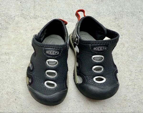 KEEN ウォーターシューズ キッズ サンダル ブラック 黒 12.5cm