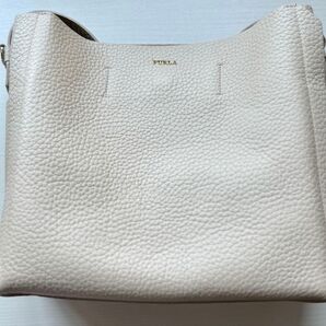 FURLA フルラ カプリッチョ 美品 レザー ショルダーバッグ