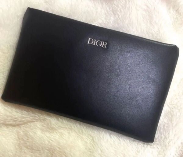新品 正規品 ノベルティ レザーポーチ ブラック d
